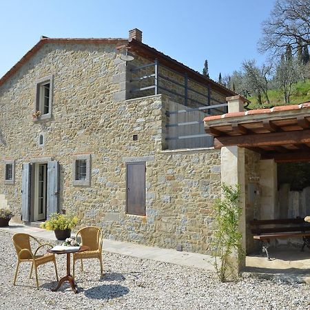 Fonte Comelia Cortona Exterior foto