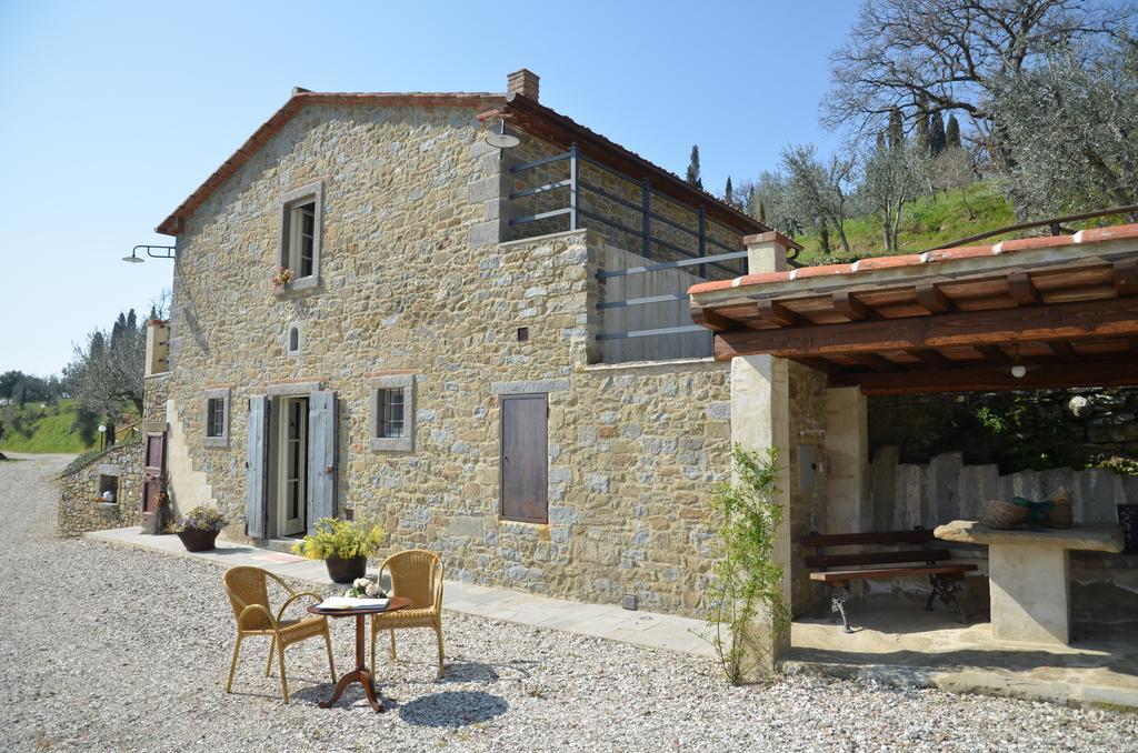 Fonte Comelia Cortona Exterior foto