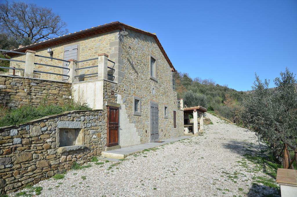 Fonte Comelia Cortona Exterior foto