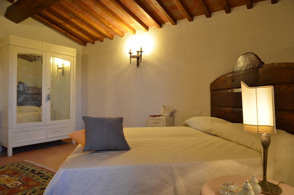 Fonte Comelia Cortona Habitación foto